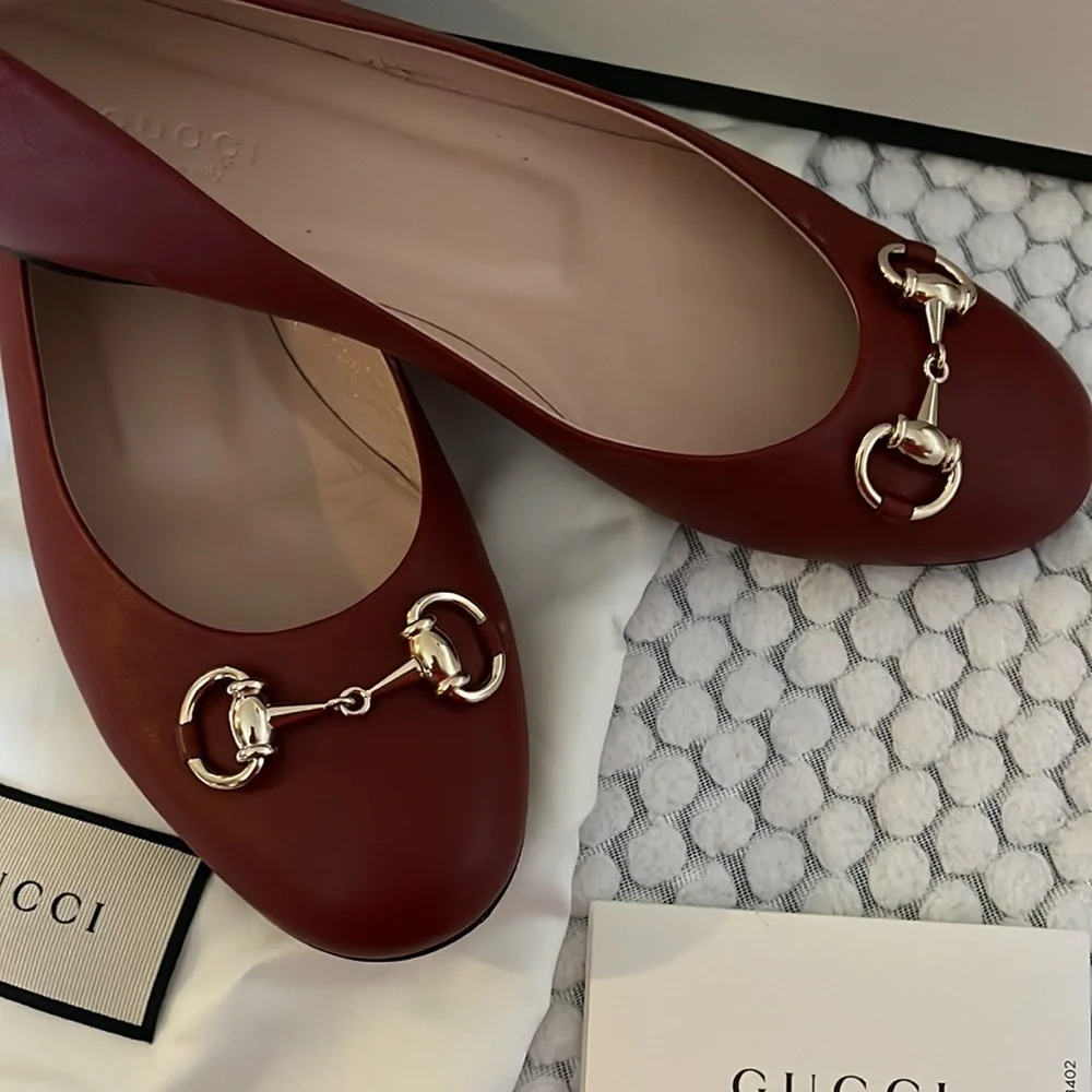 Gucci responsibility sandals:authentic pre loved - Picture 2 of 10